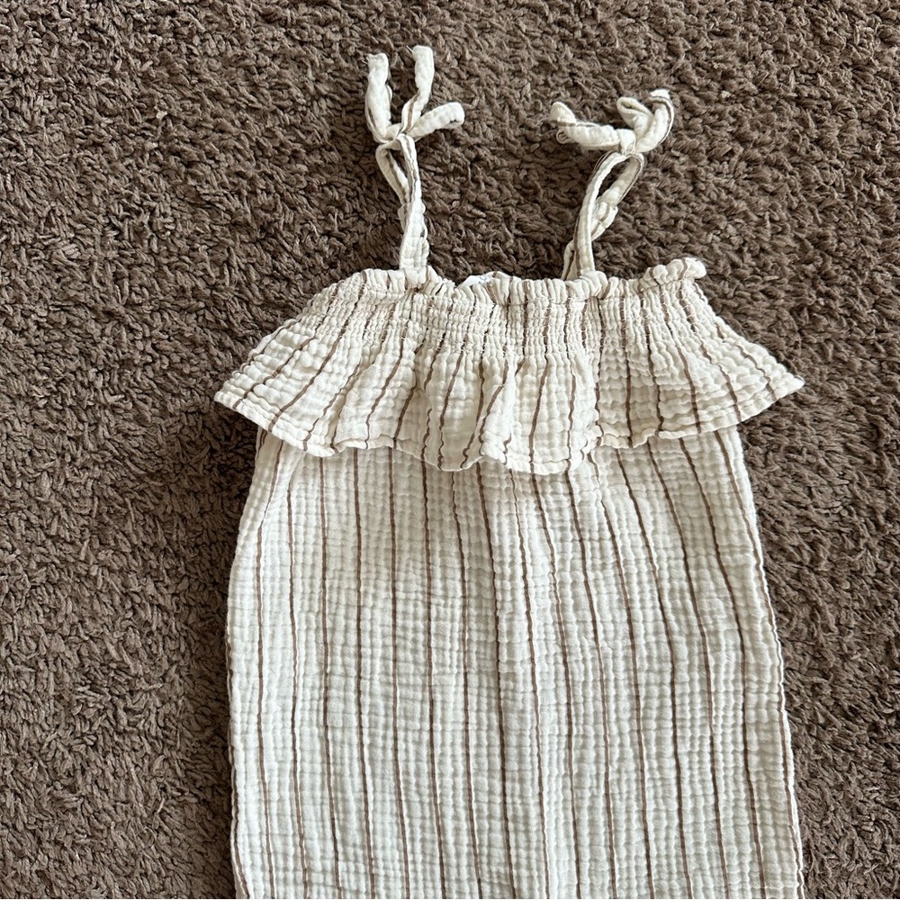 Grayson Collective Romper - Picture 2 of 3